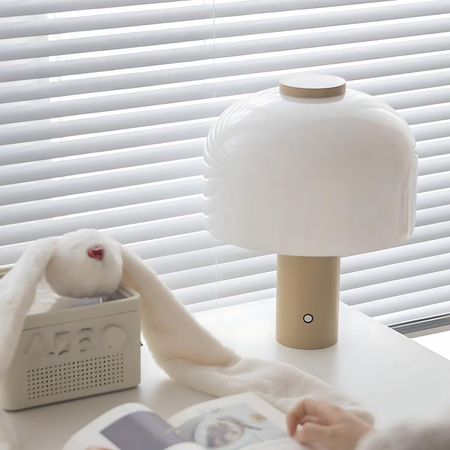 Mushroom Dome Table Lamp